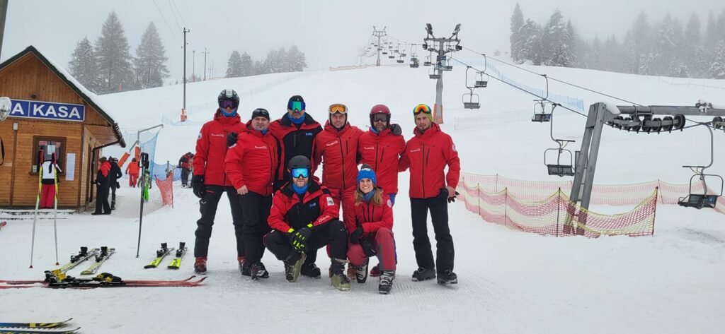 485141737_1220493370076330_57470037924180006_n